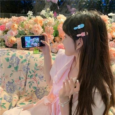 母亲的女友封面